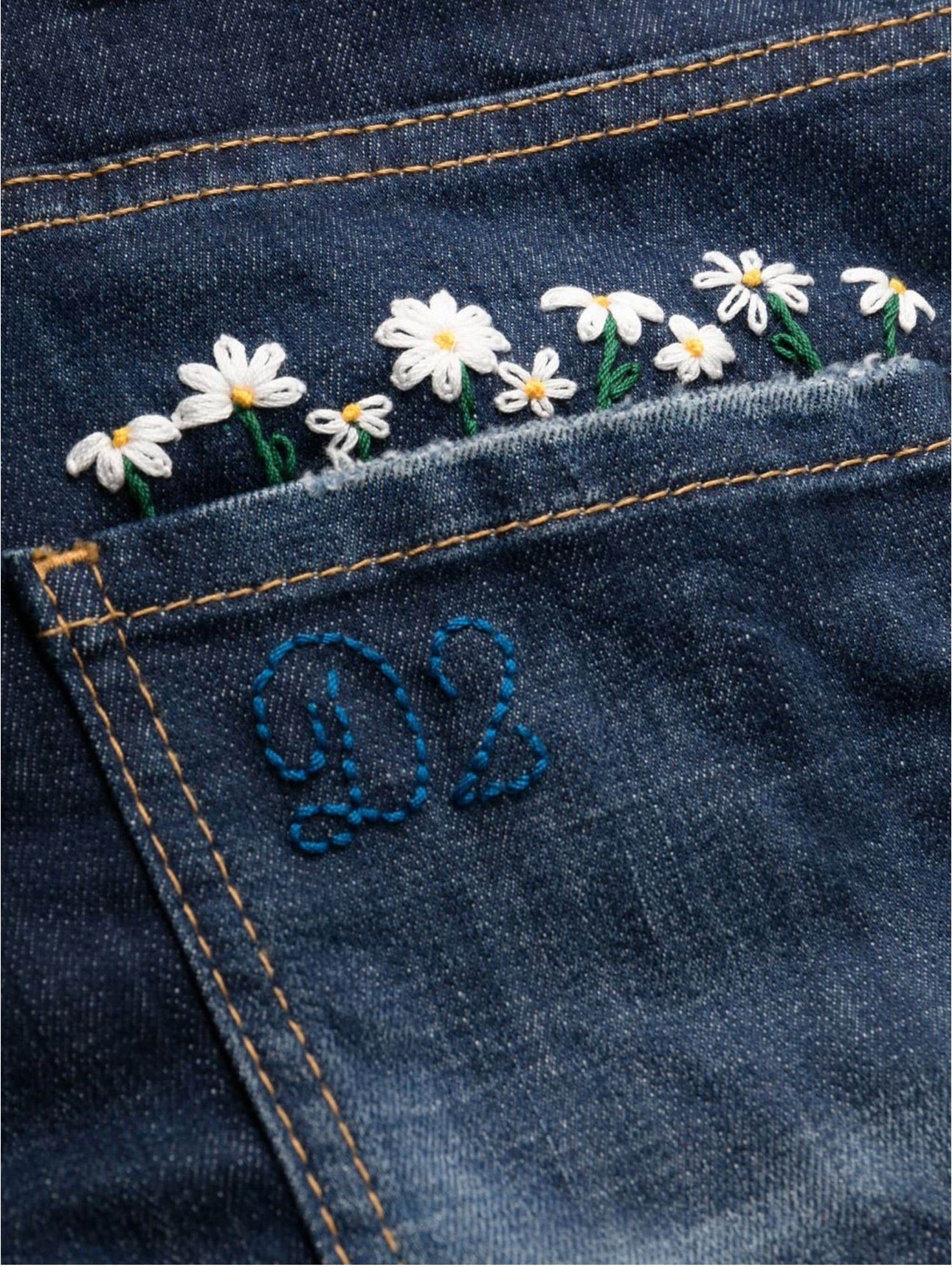 Dsquared2 Jeans Dsquared2 Flower printed Cool guy jean fit